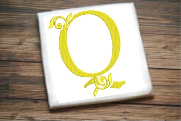 Q Letter Beautiful Monogram Review for Boutique Apparel